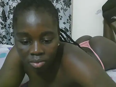 Snapshot of cilialim chatting on 05-29-26, 06:00 cilialim online show from 05-29-26, 06:00