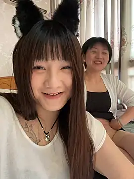 Snapshot of yan63737 chatting on 07-06-26, 03:58 yan63737 online show from 07-06-26, 03:58