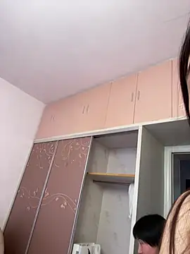 Snapshot of yan63737 chatting on 07-08-26, 05:01 yan63737 online show from 07-08-26, 05:01