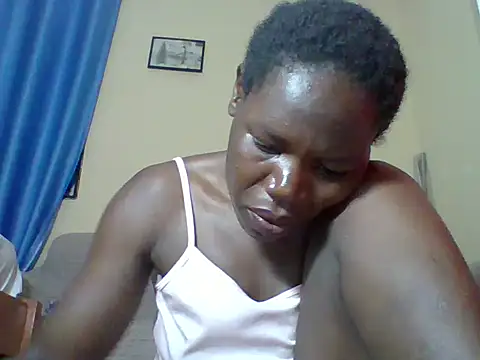 Blacksexyqueen24 online show from 05-17-26, 11:01