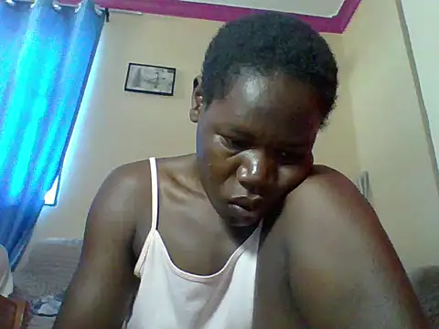 Blacksexyqueen24 online show from 05-18-26, 05:13