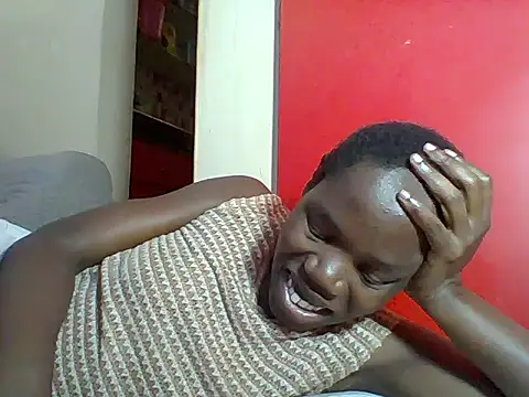 Snapshot of Blacksexyqueen24 chatting on 07-13-26, 01:03 Blacksexyqueen24 online show from 07-13-26, 01:03
