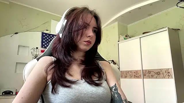 Snapshot of MellisaReckard chatting on 05-21-26, 12:45 MellisaReckard online show from 05-21-26, 12:45