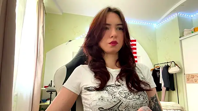 Snapshot of MellisaReckard chatting on 06-06-26, 12:43 MellisaReckard online show from 06-06-26, 12:43