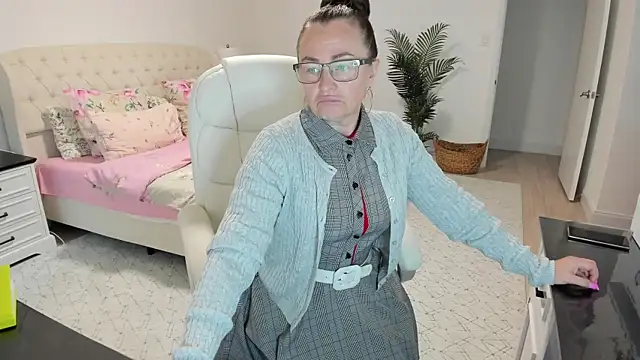 Vika73 online show from 07-08-26, 11:26