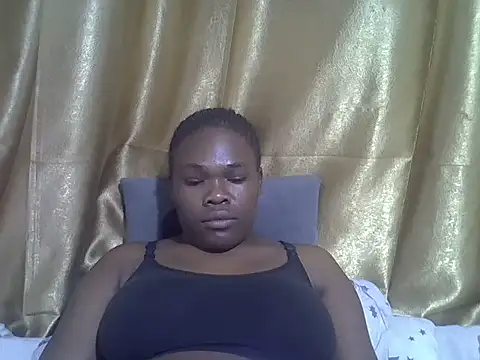Snapshot of lovelymeli2 chatting on 06-22-26, 11:13 lovelymeli2 online show from 06-22-26, 11:13