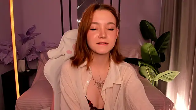 New Web Girl online show from 06-02-26, 09:11
