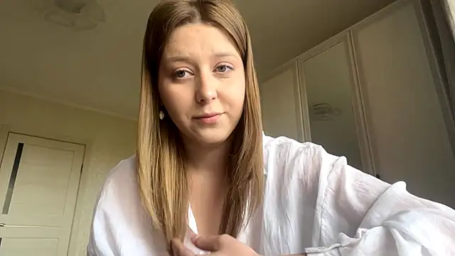 HeyItsAgata online show from 05-24-26, 10:31