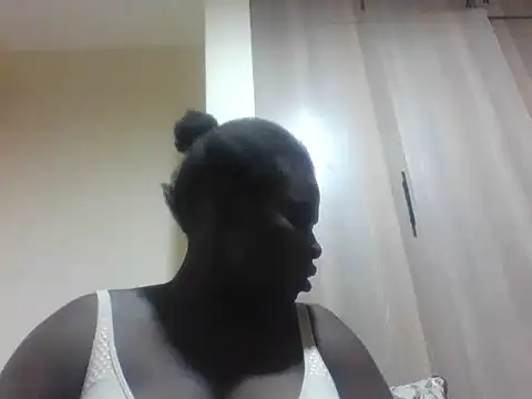 Snapshot of melaningirl chatting on 06-23-26, 09:35 melaningirl online show from 06-23-26, 09:35