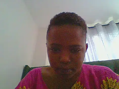 Snapshot of Sweet_cumshie chatting on 05-21-26, 01:29 Sweet cumshie online show from 05-21-26, 01:29