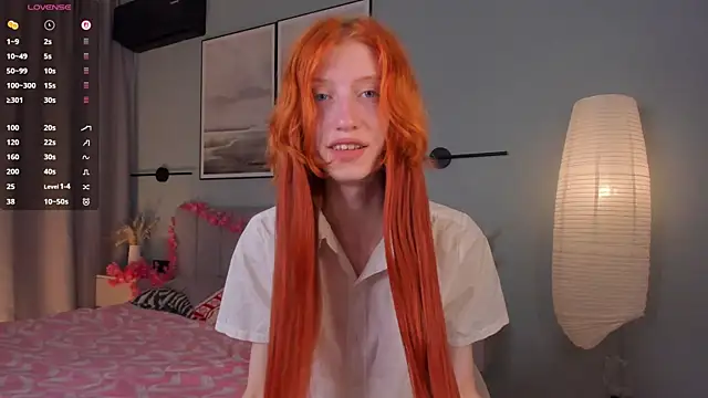 Snapshot of HaleyKoelling chatting on 07-17-26, 09:52 HaleyKoelling online show from 07-17-26, 09:52