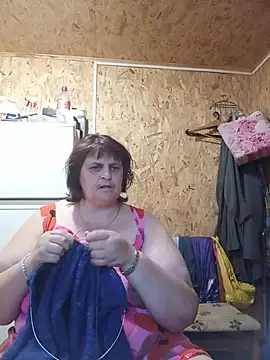 Snapshot of LisichkaOksana chatting on 07-11-26, 06:10 LisichkaOksana online show from 07-11-26, 06:10