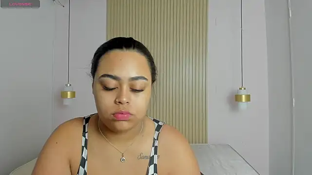 Snapshot of MiaLane3 chatting on 07-09-26, 11:03 MiaLane3 online show from 07-09-26, 11:03