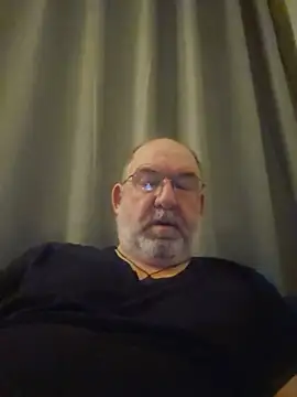 Snapshot of shyguytm chatting on 07-08-26, 12:09 shyguytm online show from 07-08-26, 12:09