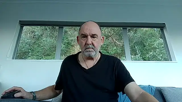 Snapshot of shyguytm chatting on 07-22-26, 04:04 shyguytm online show from 07-22-26, 04:04