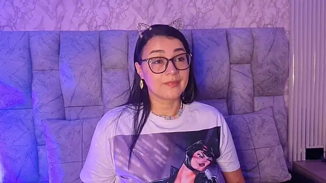 JuliaFerrer online show from 05-22-26, 04:30