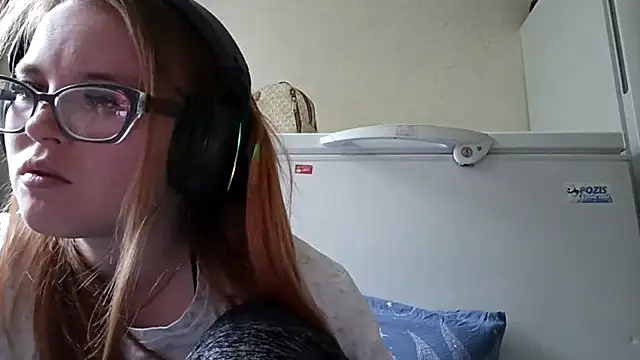 Snapshot of JennieSpotted chatting on 05-31-26, 03:30 JennieSpotted online show from 05-31-26, 03:30