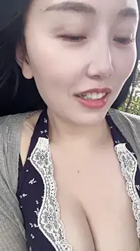Snapshot of lylxili chatting on 06-29-26, 10:15 lylxili online show from 06-29-26, 10:15