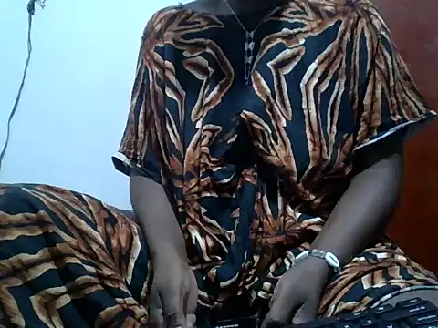 Snapshot of sexy_inayah chatting on 05-26-26, 03:02 sexy inayah online show from 05-26-26, 03:02