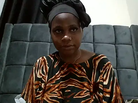 Snapshot of sexy_inayah chatting on 05-26-26, 03:08 sexy inayah online show from 05-26-26, 03:08
