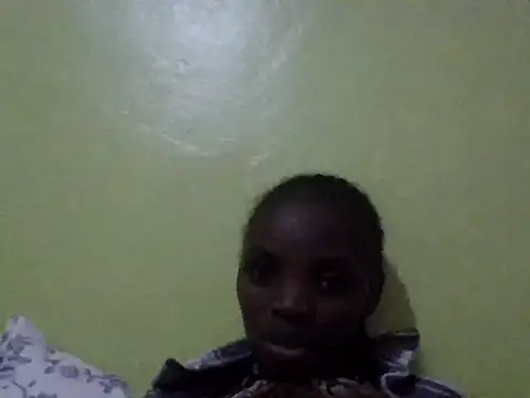 Snapshot of Alianamilly0 chatting on 06-08-26, 06:19 Alianamilly0 online show from 06-08-26, 06:19