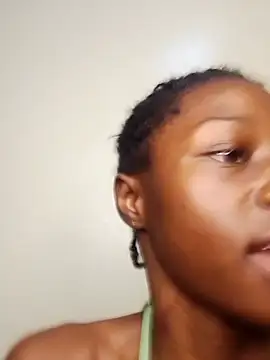 Snapshot of MyrahEbony chatting on 07-17-26, 08:54 MyrahEbony online show from 07-17-26, 08:54