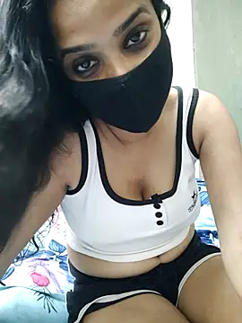 Snapshot of Amrita_Thakur01 chatting on 05-28-26, 01:30 Amrita Thakur01 online show from 05-28-26, 01:30