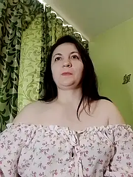 Snapshot of MiaRox chatting on 05-23-26, 06:51 MiaRox online show from 05-23-26, 06:51