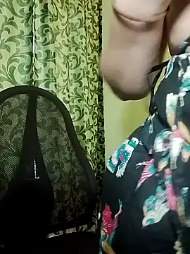 Snapshot of MiaRox chatting on 05-24-26, 03:17 MiaRox online show from 05-24-26, 03:17