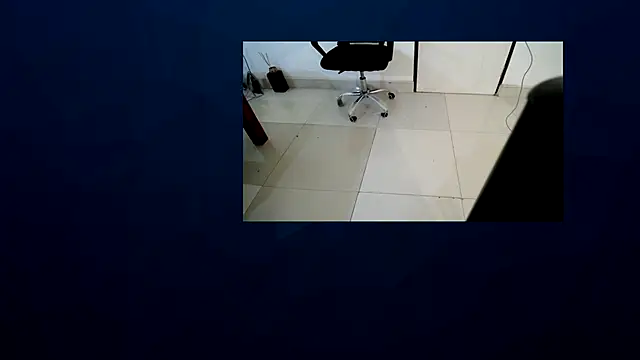 SophiaVee online show from 07-18-26, 01:37