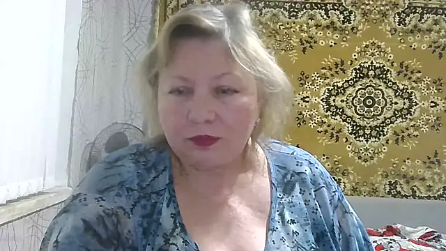 Snapshot of LediMelissa chatting on 05-21-26, 09:00 LediMelissa online show from 05-21-26, 09:00
