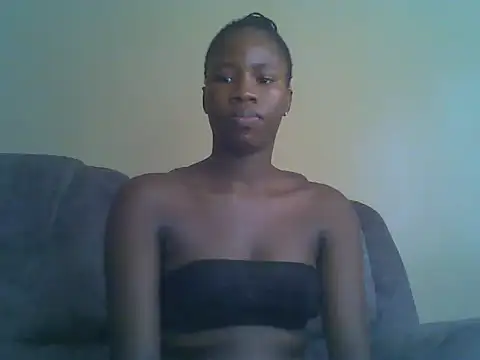 Snapshot of Cuteebony16 chatting on 05-25-26, 12:11 Cuteebony16 online show from 05-25-26, 12:11