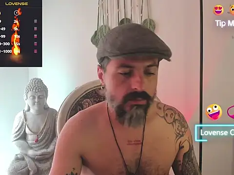 Snapshot of Miguel_angeel_ chatting on 06-20-26, 02:20 Miguel angeel online show from 06-20-26, 02:20