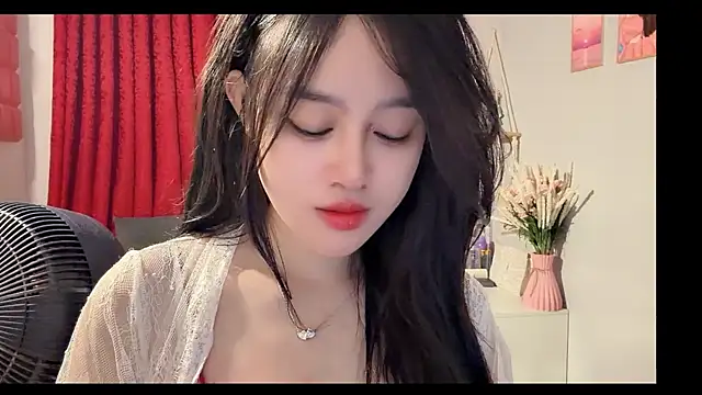 Snapshot of Bee-Cherry chatting on 06-30-26, 06:25 Bee-Cherry online show from 06-30-26, 06:25