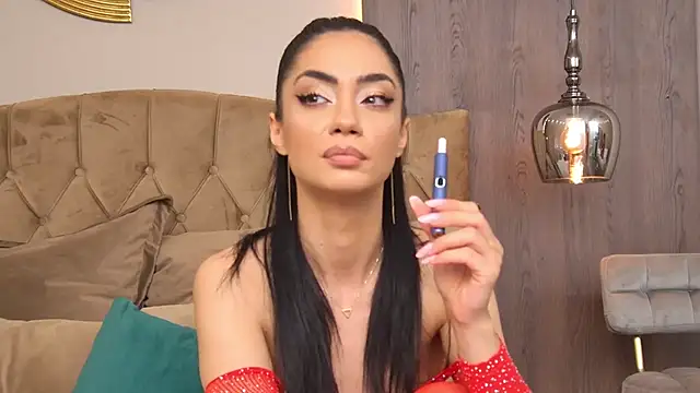 Snapshot of VivienneStark chatting on 07-11-26, 06:43 VivienneStark online show from 07-11-26, 06:43