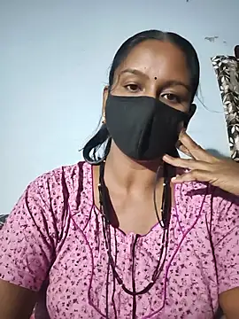 Snapshot of madhushree143 chatting on 06-17-26, 05:14 madhushree143 online show from 06-17-26, 05:14