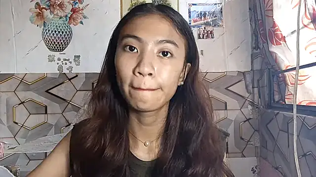 Snapshot of DeeannGunby chatting on 06-14-26, 05:09 DeeannGunby online show from 06-14-26, 05:09