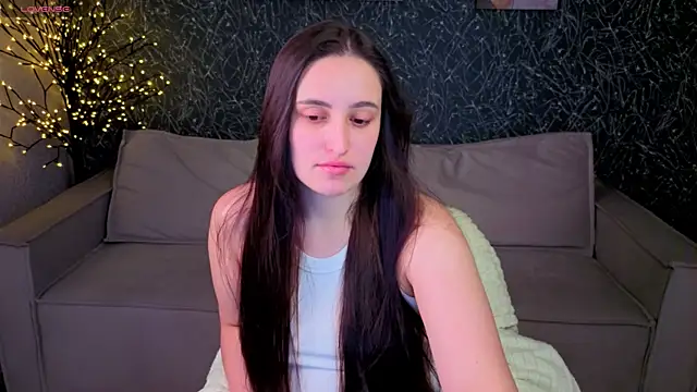 Elizabet Colllins online show from 07-08-26, 01:43