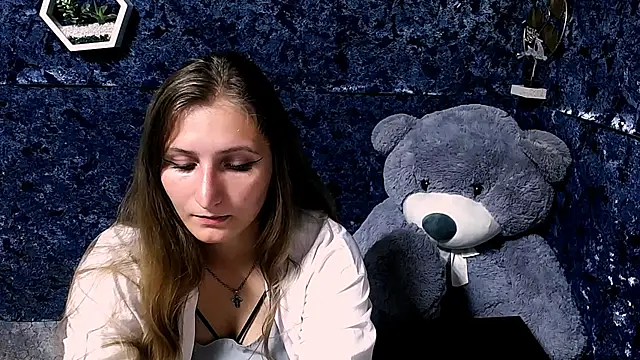 Snapshot of Jenny_smille_ chatting on 07-17-26, 05:14 Jenny smille online show from 07-17-26, 05:14
