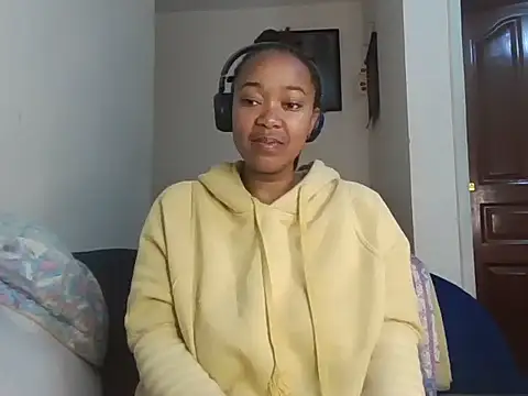 Snapshot of atara_seren chatting on 07-15-26, 08:14 atara seren online show from 07-15-26, 08:14