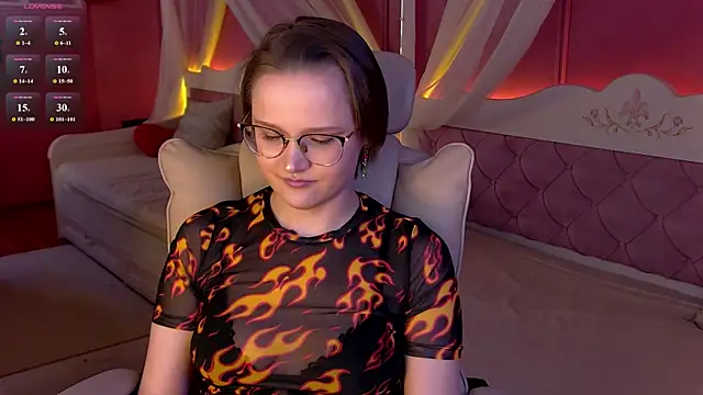 Snapshot of AgnesRay chatting on 07-05-26, 06:37 AgnesRay online show from 07-05-26, 06:37