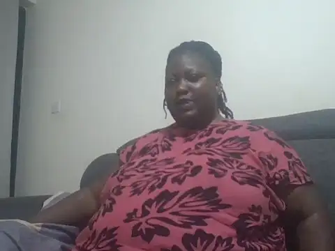 Snapshot of fat_ebonyqueen chatting on 05-19-26, 04:57 fat ebonyqueen online show from 05-19-26, 04:57