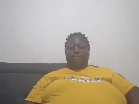 Snapshot of fat_ebonyqueen chatting on 05-27-26, 01:57 fat ebonyqueen online show from 05-27-26, 01:57