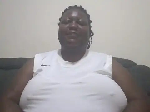Snapshot of fat_ebonyqueen chatting on 05-29-26, 07:12 fat ebonyqueen online show from 05-29-26, 07:12