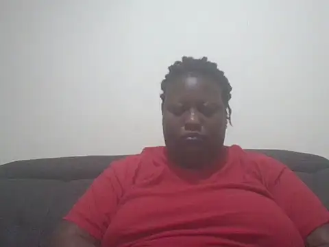 Snapshot of fat_ebonyqueen chatting on 05-31-26, 06:09 fat ebonyqueen online show from 05-31-26, 06:09