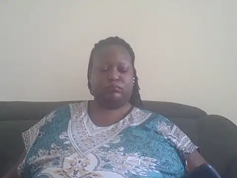 Snapshot of fat_ebonyqueen chatting on 06-19-26, 11:58 fat ebonyqueen online show from 06-19-26, 11:58