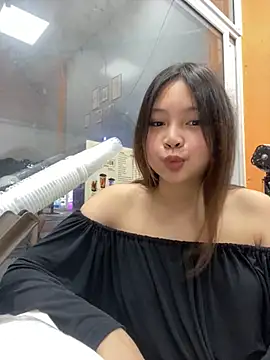 Snapshot of Selenaa110 chatting on 05-28-26, 03:42 Selenaa110 online show from 05-28-26, 03:42