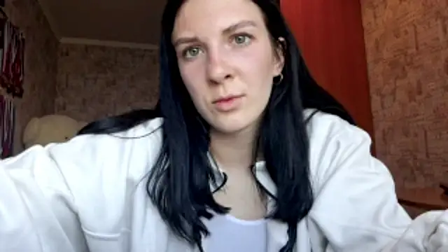 Snapshot of MoroseViki chatting on 05-21-26, 01:18 MoroseViki online show from 05-21-26, 01:18