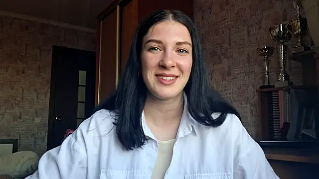 Snapshot of MoroseViki chatting on 05-23-26, 02:43 MoroseViki online show from 05-23-26, 02:43