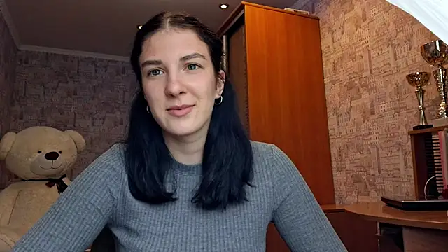 Snapshot of MoroseViki chatting on 05-27-26, 02:25 MoroseViki online show from 05-27-26, 02:25